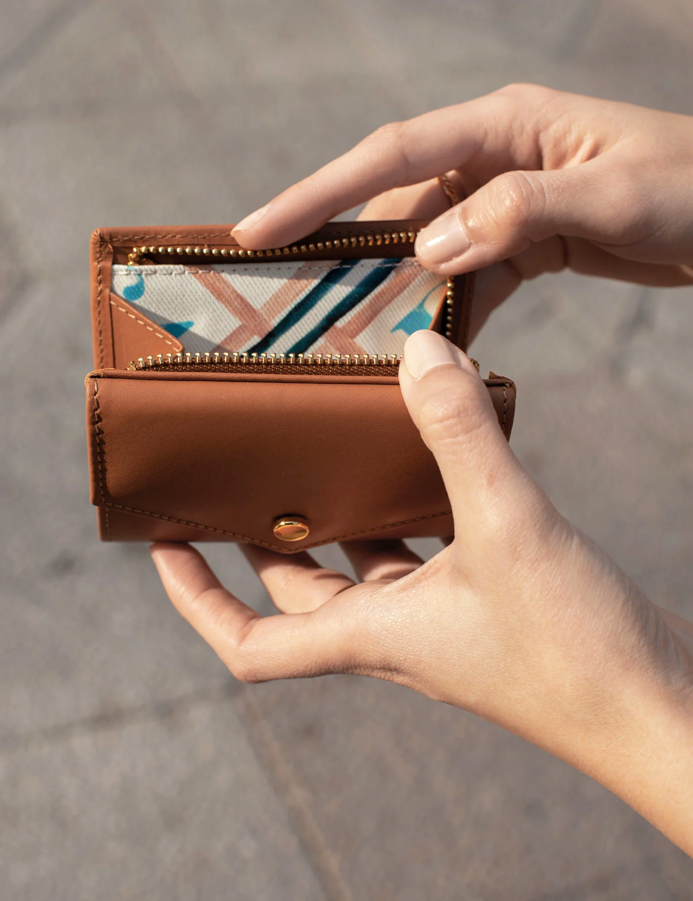 Cartera Mini Rivoli Caramel - Image 8