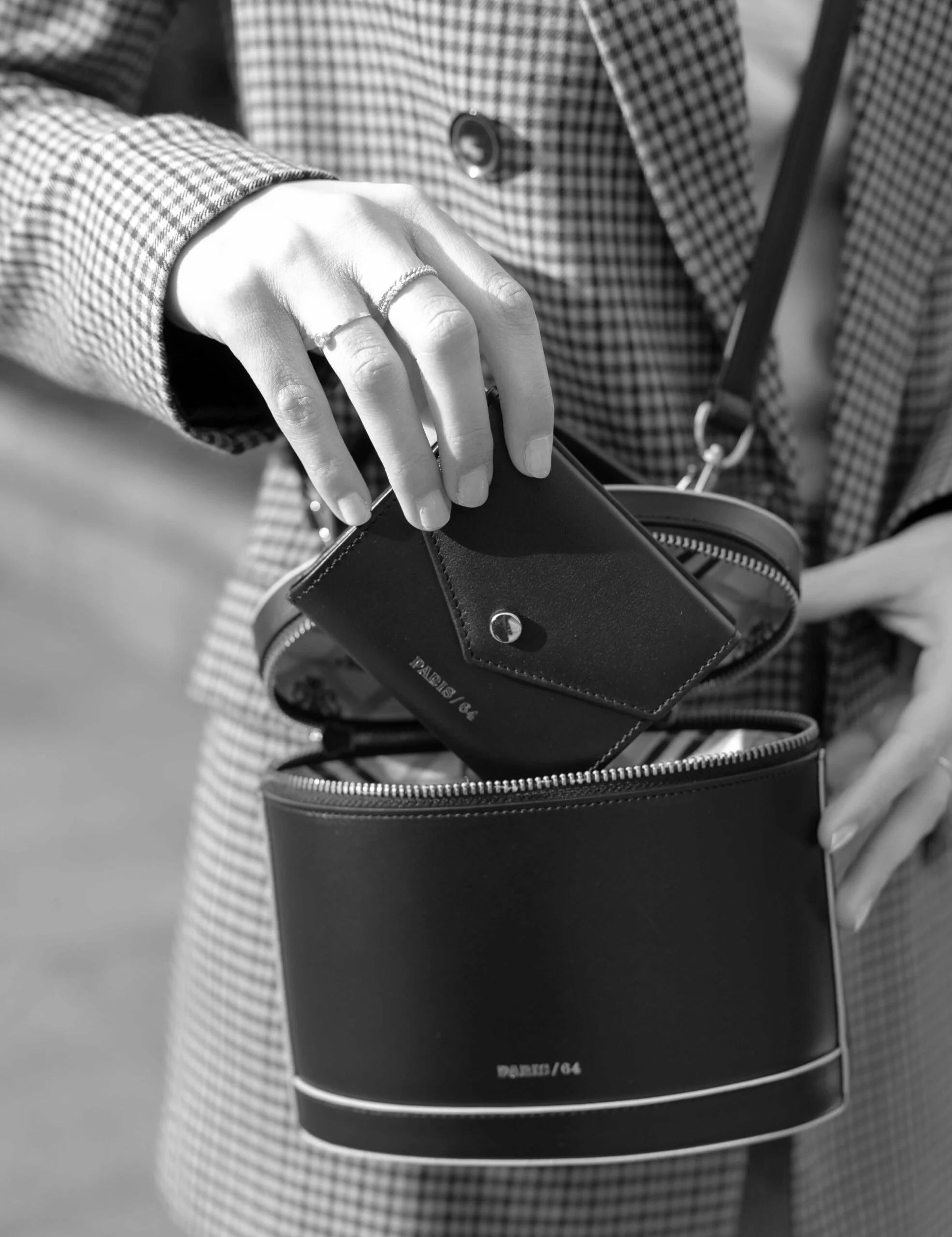 Cartera Mini Rivoli Coco Cognac - Image 6