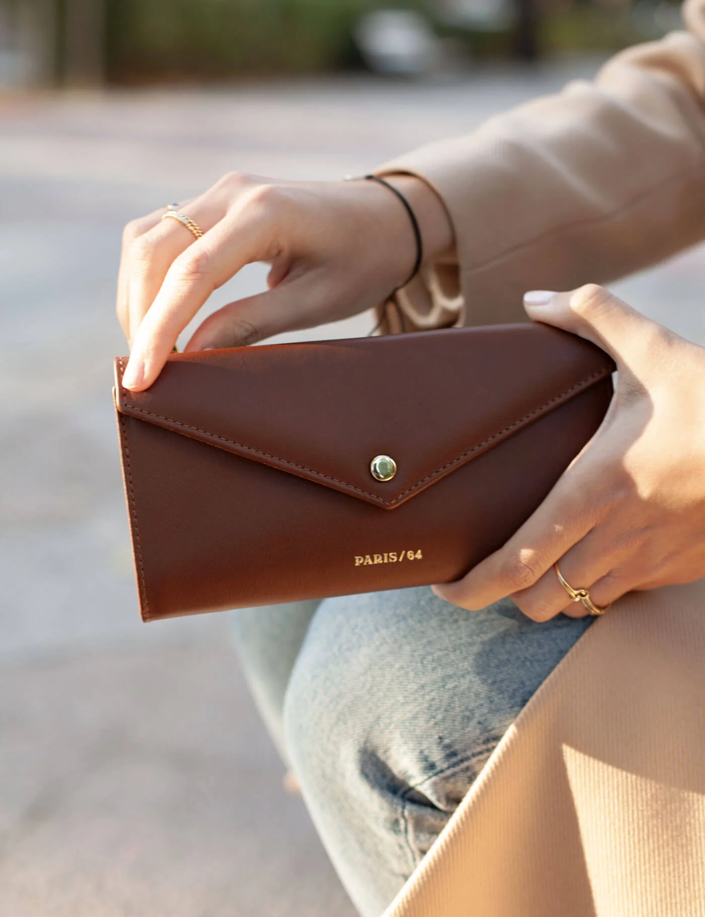 Cartera Rivoli Chocolate - Image 3