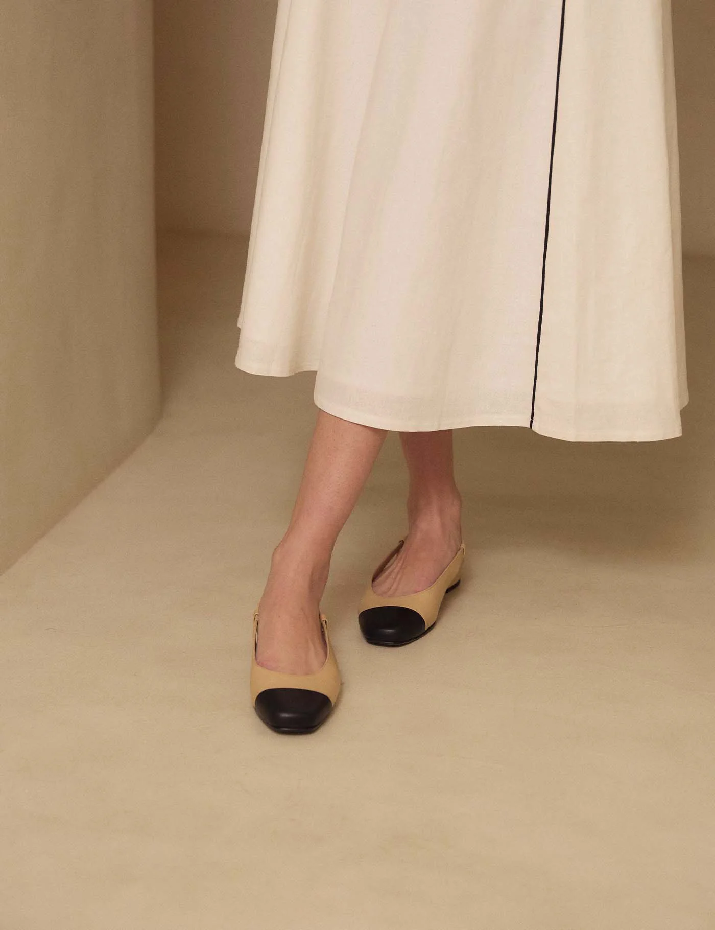 Stiletto Mini Daphne Cream & Black - Image 3